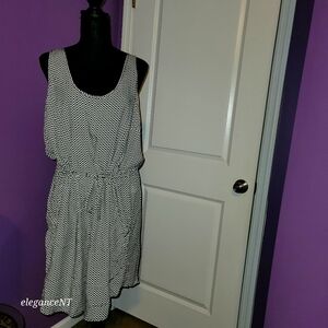 GAP Black and White Sleeveless Scoop Neck Dress SZ: XL NWT